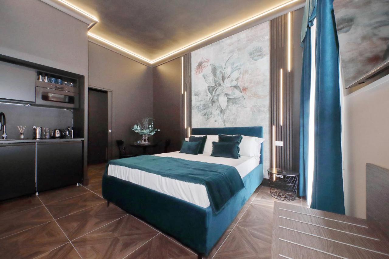 Ych-Butterfly Flat Close Trevi Fountain روما المظهر الخارجي الصورة