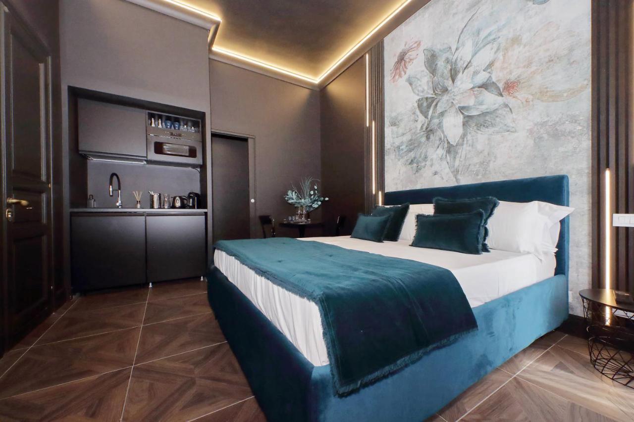 Ych-Butterfly Flat Close Trevi Fountain روما المظهر الخارجي الصورة