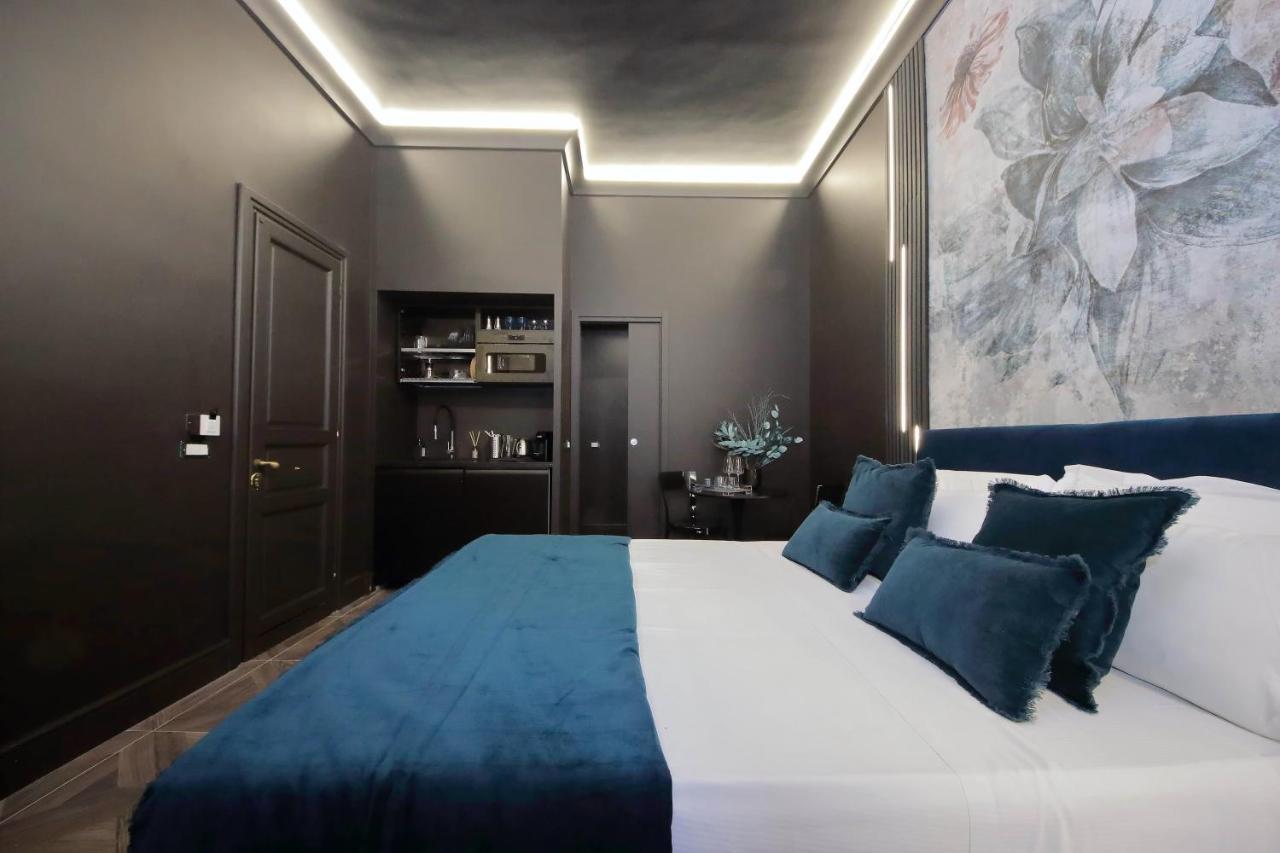 Ych-Butterfly Flat Close Trevi Fountain روما المظهر الخارجي الصورة
